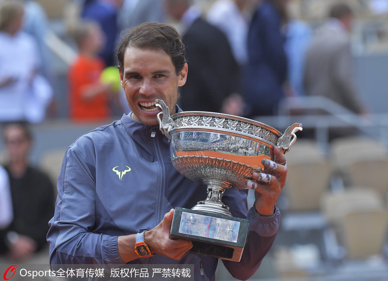 �ɴ����12�ζ�÷����ھ�