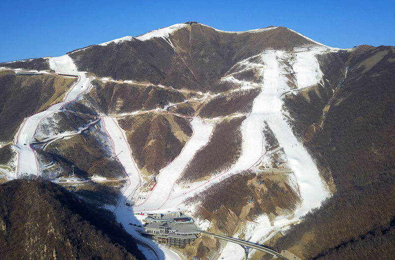 這是1月19日拍攝的國家高山滑雪中心（無人機照片）。